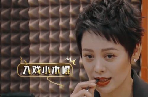 娱乐吃瓜酱配音演员是谁,揭秘配音演员身份之谜